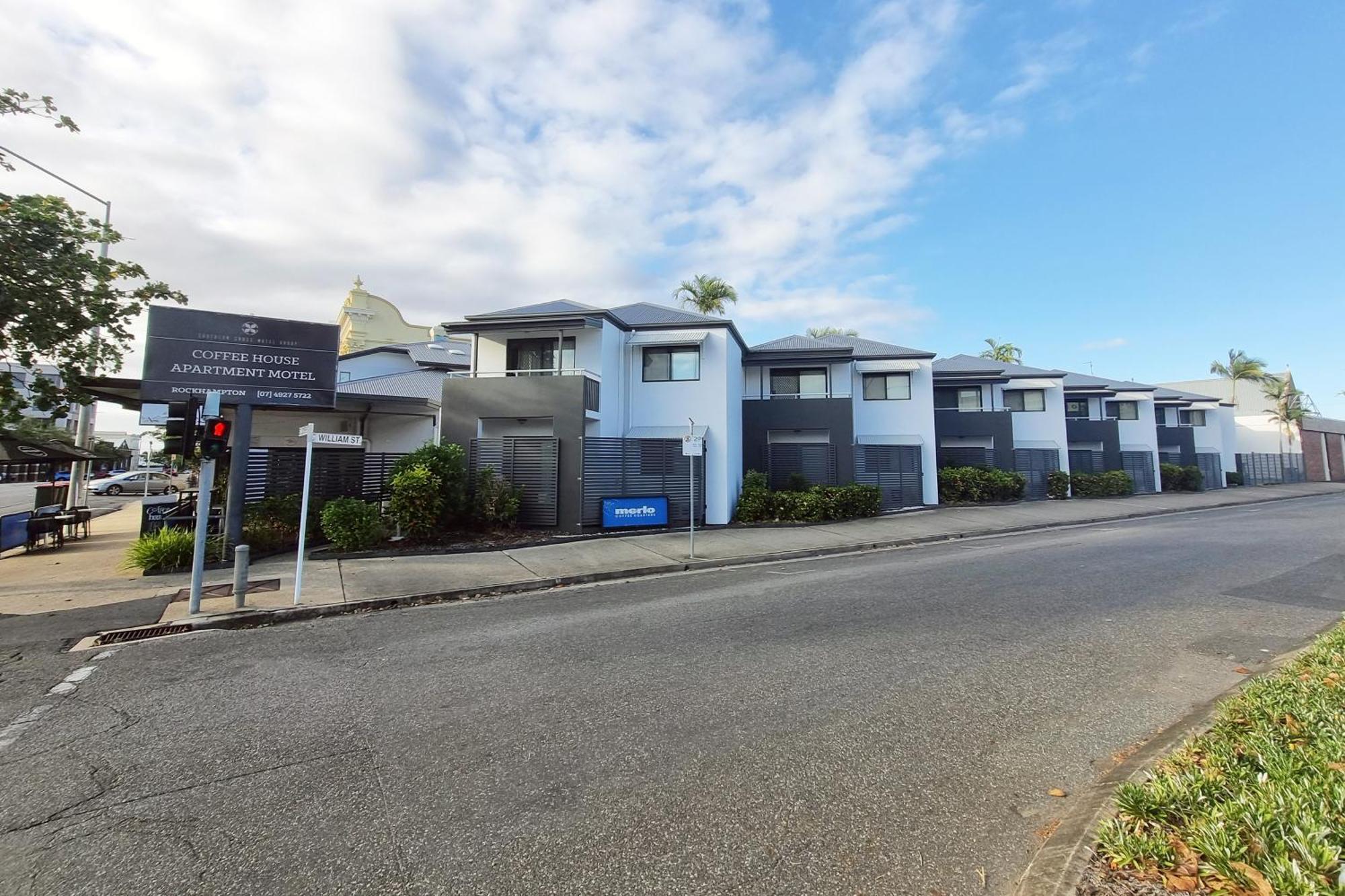 Coffee House Apartment Motel Rockhampton Esterno foto