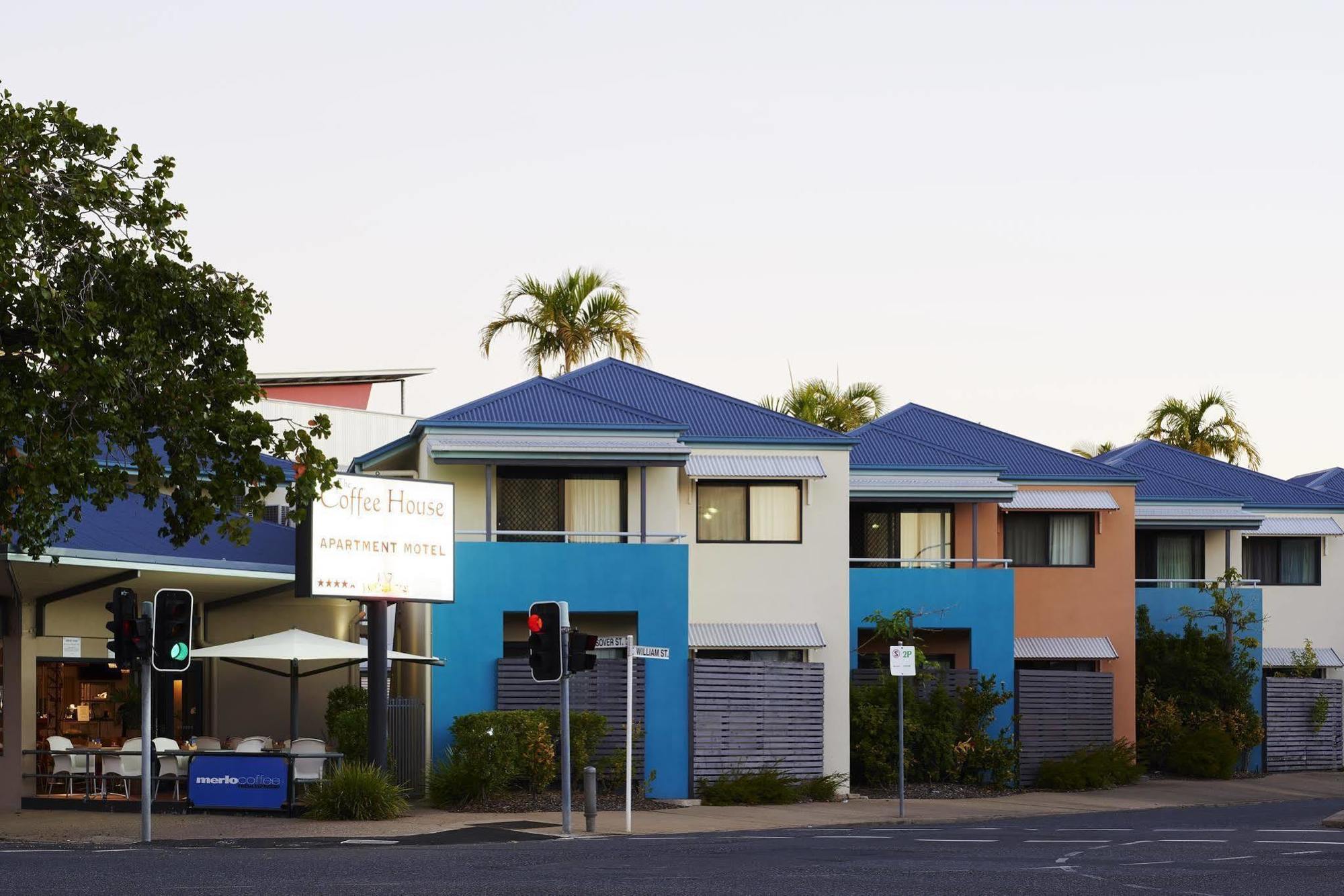 Coffee House Apartment Motel Rockhampton Esterno foto