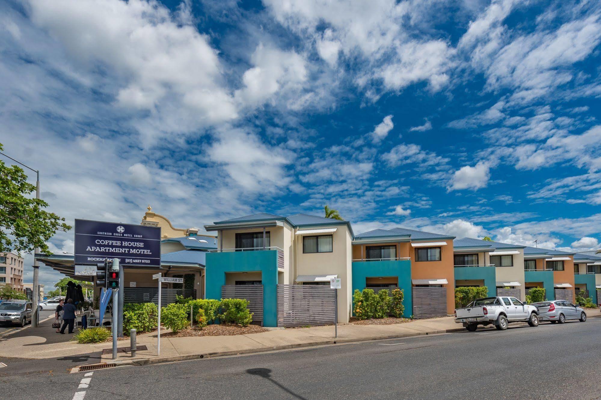 Coffee House Apartment Motel Rockhampton Esterno foto